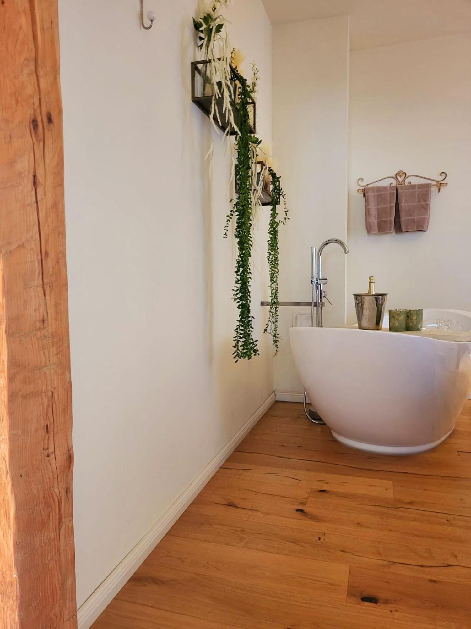 Wohnen Am Dom Apartment Geisenheim Ngoại thất bức ảnh